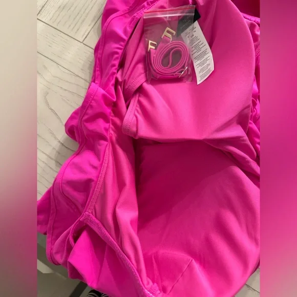 Kate Spade Hot Pink Ruffle Off-Shoulder High Waist Bikini Set Size XL NWT - Picture 8 of 10